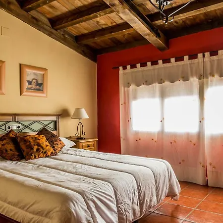 Holiday home Caseta De Camineros *