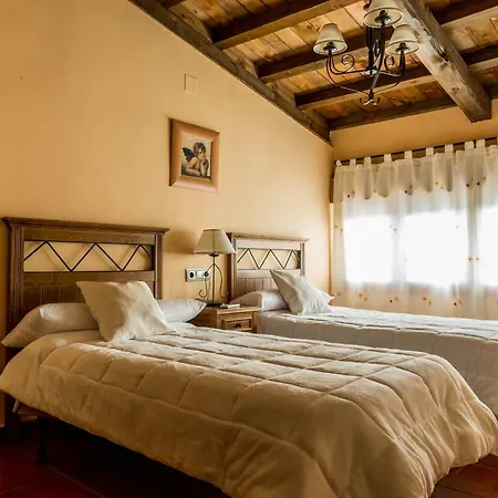 Holiday home Caseta De Camineros *